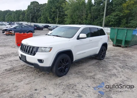 2012 Jeep Grand Cherokee Laredo из США, поврежденный, VIN 1C4RJFAG2CC350493